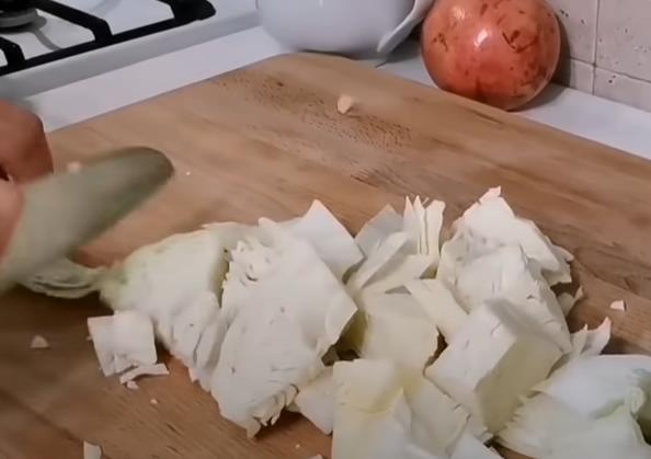 Капуста со свеклой по-корейски