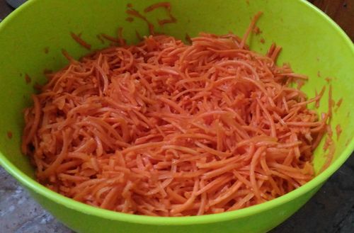 Морковка по-корейски