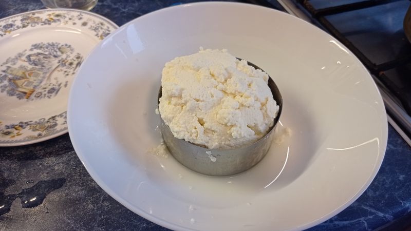 cheese Сыр из молока сметаны яиц
