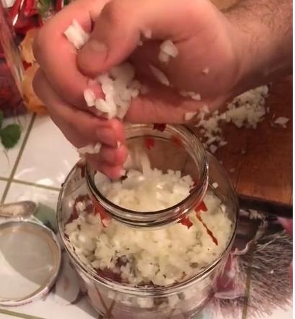 Кетчуп из томатной пасты для шашлыка